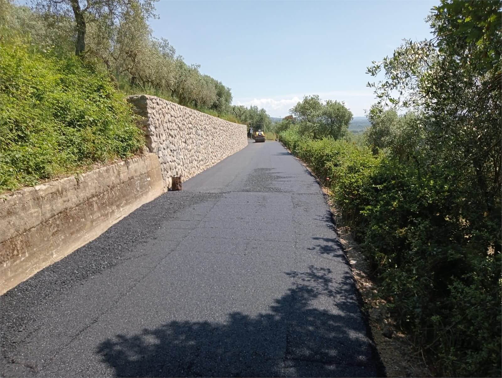 Sistemazione stradale con bitumatura